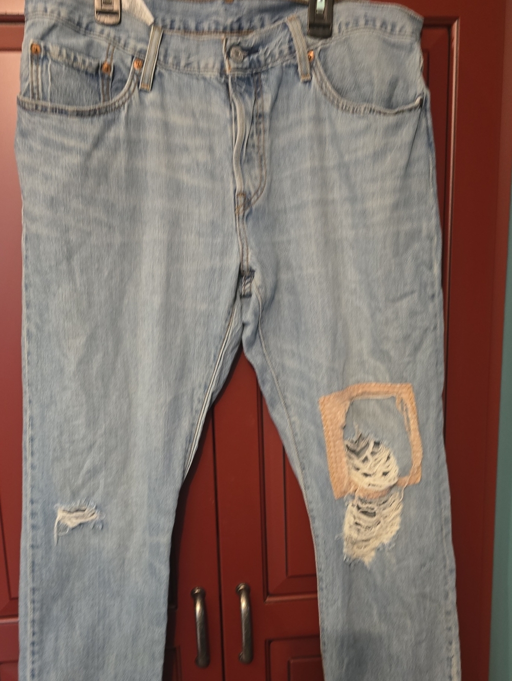 Light Blue Distressed Women’s Jeans Levis 501 Ct